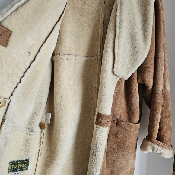 Vintage Danier Shearling Coat - Picture 7 of 15